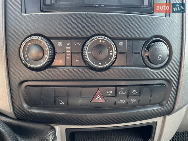 Сірий Мерседес Sprinter, об'ємом двигуна 2.2 л та пробігом 266 тис. км за 20000 $, фото 34 на Automoto.ua