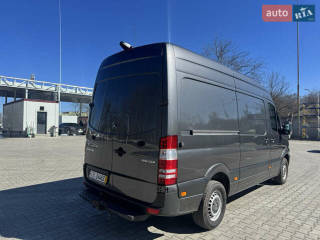Серый Мерседес Sprinter, объемом двигателя 2.2 л и пробегом 240 тыс. км за 21900 $, фото 5 на Automoto.ua