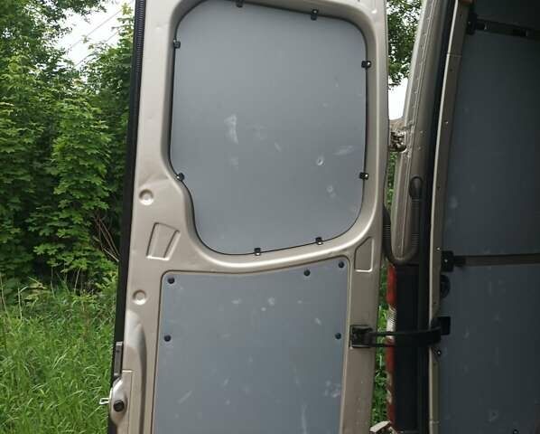 Мерседес Sprinter 2016 у Сумах на Automoto.ua Сірий Мерседес Sprinter, об'ємом двигуна 2.2 л та пробігом 318 тис. км за 18500 $, фото 28 на Automoto.ua