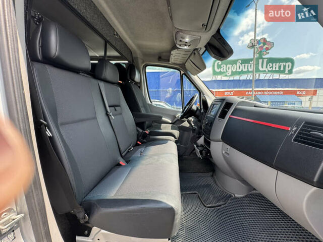 Серый Мерседес Sprinter, объемом двигателя 2.2 л и пробегом 266 тыс. км за 25000 $, фото 30 на Automoto.ua