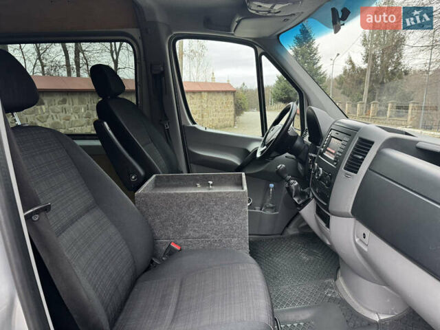 Сірий Мерседес Sprinter, об'ємом двигуна 3 л та пробігом 422 тис. км за 35200 $, фото 38 на Automoto.ua