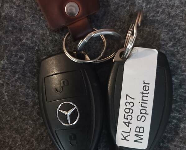 Мерседес Sprinter 2016 у Сумах на Automoto.ua Сірий Мерседес Sprinter, об'ємом двигуна 2.2 л та пробігом 318 тис. км за 18500 $, фото 44 на Automoto.ua