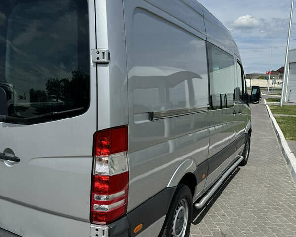 Сірий Мерседес Sprinter, об'ємом двигуна 0 л та пробігом 270 тис. км за 20300 $, фото 14 на Automoto.ua