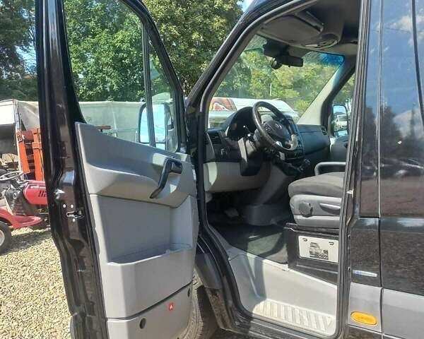 Серый Мерседес Sprinter, объемом двигателя 2.2 л и пробегом 242 тыс. км за 19800 $, фото 14 на Automoto.ua