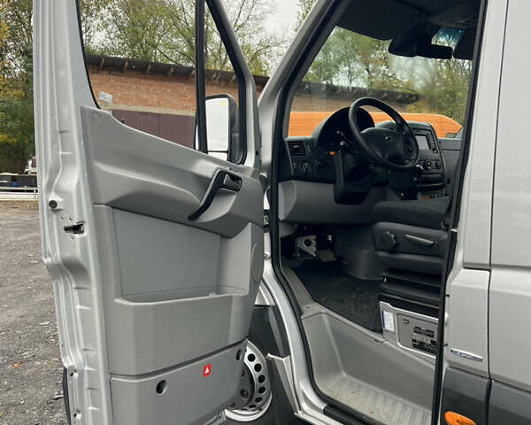 Мерседес Sprinter 2016 у Рожище на Automoto.ua Сірий Мерседес Sprinter, об'ємом двигуна 3 л та пробігом 335 тис. км за 39399 $, фото 8 на Automoto.ua