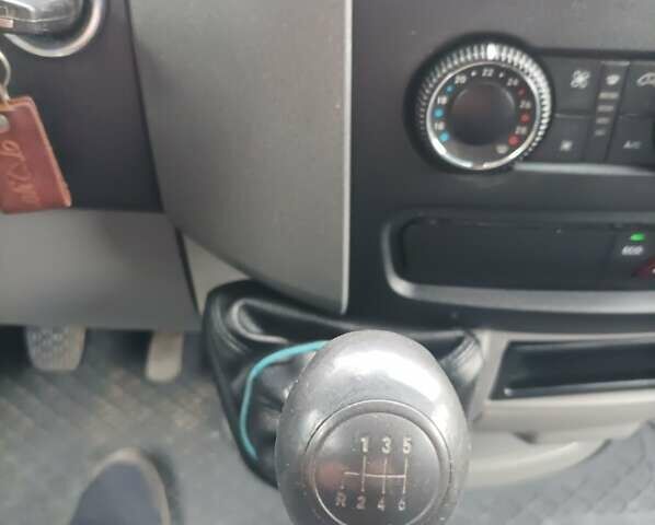 Мерседес Sprinter 2016 у Сумах на Automoto.ua Сірий Мерседес Sprinter, об'ємом двигуна 2.2 л та пробігом 318 тис. км за 18500 $, фото 4 на Automoto.ua