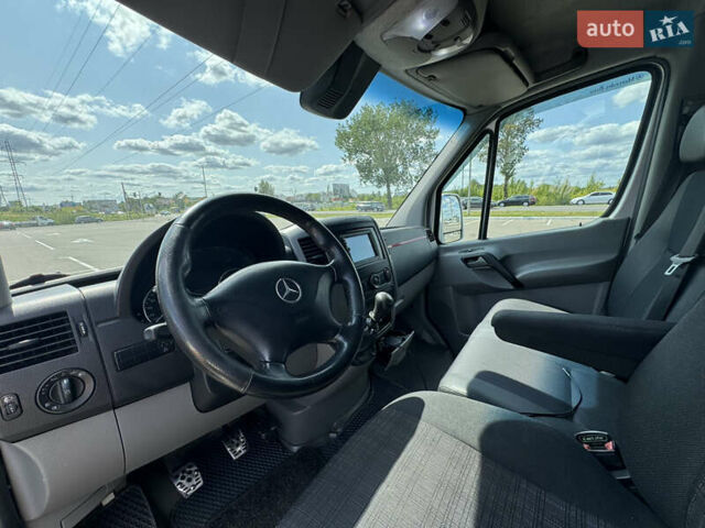 Сірий Мерседес Sprinter, об'ємом двигуна 2.2 л та пробігом 266 тис. км за 20000 $, фото 5 на Automoto.ua
