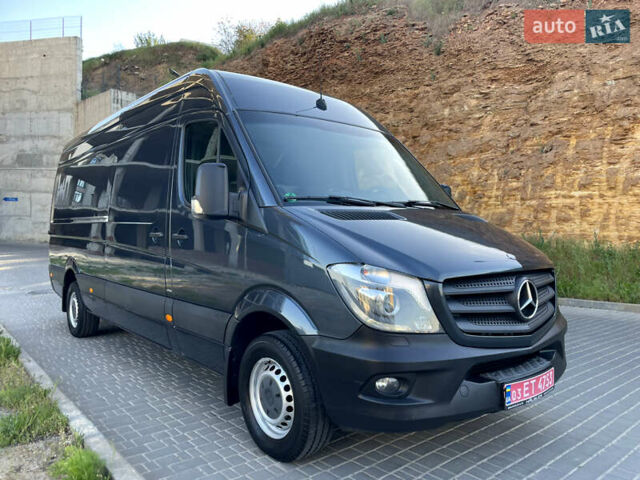 Серый Мерседес Sprinter, объемом двигателя 3 л и пробегом 380 тыс. км за 24999 $, фото 26 на Automoto.ua