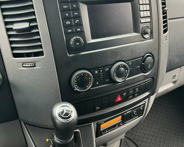Мерседес Sprinter 2016 у Рожище на Automoto.ua Сірий Мерседес Sprinter, об'ємом двигуна 3 л та пробігом 335 тис. км за 39399 $, фото 23 на Automoto.ua