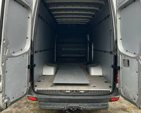 Мерседес Sprinter 2016 у Рожище на Automoto.ua Сірий Мерседес Sprinter, об'ємом двигуна 3 л та пробігом 335 тис. км за 39399 $, фото 10 на Automoto.ua