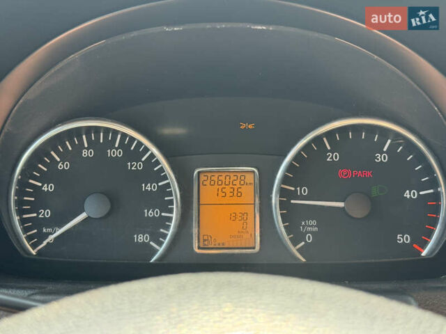 Сірий Мерседес Sprinter, об'ємом двигуна 2.2 л та пробігом 266 тис. км за 20000 $, фото 9 на Automoto.ua