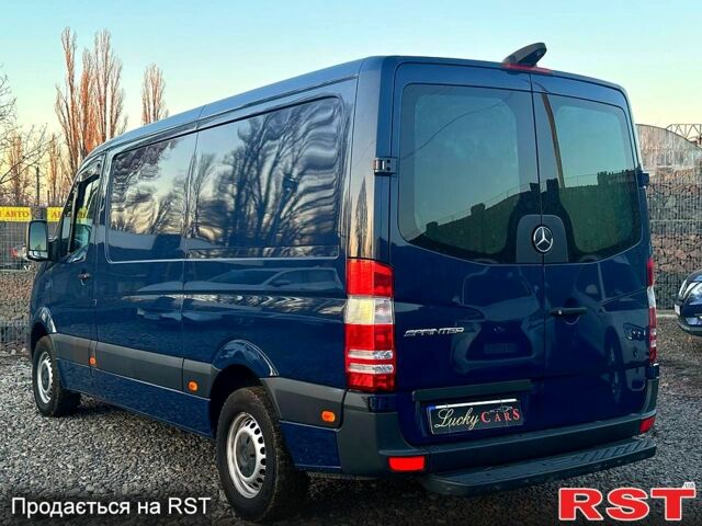 Серый Мерседес Sprinter, объемом двигателя 2.5 л и пробегом 285 тыс. км за 18500 $, фото 6 на Automoto.ua
