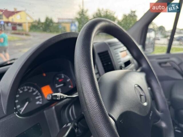 Серый Мерседес Sprinter, объемом двигателя 2.2 л и пробегом 264 тыс. км за 22900 $, фото 27 на Automoto.ua