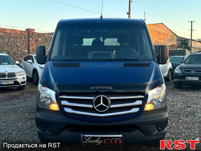 Серый Мерседес Sprinter, объемом двигателя 2.5 л и пробегом 285 тыс. км за 18500 $, фото 1 на Automoto.ua