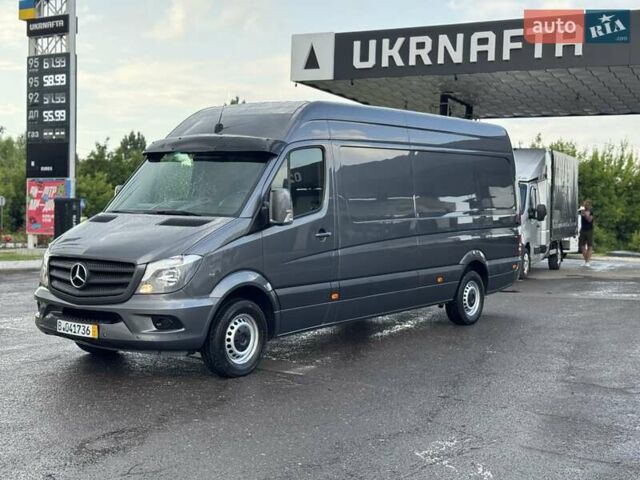 Серый Мерседес Sprinter, объемом двигателя 2.2 л и пробегом 264 тыс. км за 22900 $, фото 5 на Automoto.ua