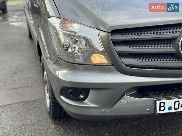 Серый Мерседес Sprinter, объемом двигателя 2.2 л и пробегом 264 тыс. км за 22900 $, фото 15 на Automoto.ua