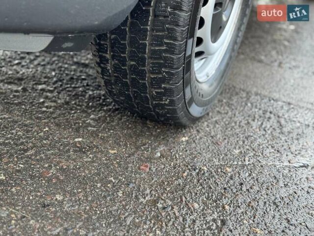 Серый Мерседес Sprinter, объемом двигателя 2.2 л и пробегом 264 тыс. км за 22900 $, фото 18 на Automoto.ua