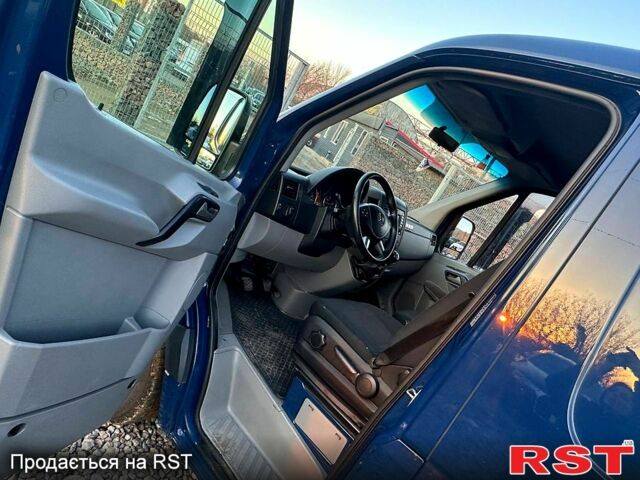 Серый Мерседес Sprinter, объемом двигателя 2.5 л и пробегом 285 тыс. км за 18500 $, фото 11 на Automoto.ua