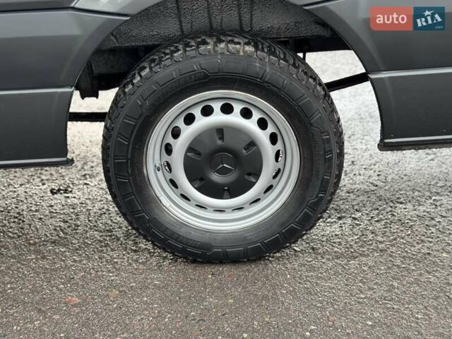 Серый Мерседес Sprinter, объемом двигателя 2.2 л и пробегом 264 тыс. км за 22900 $, фото 37 на Automoto.ua