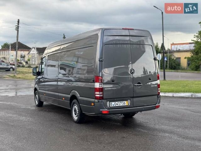 Серый Мерседес Sprinter, объемом двигателя 2.2 л и пробегом 264 тыс. км за 22900 $, фото 9 на Automoto.ua