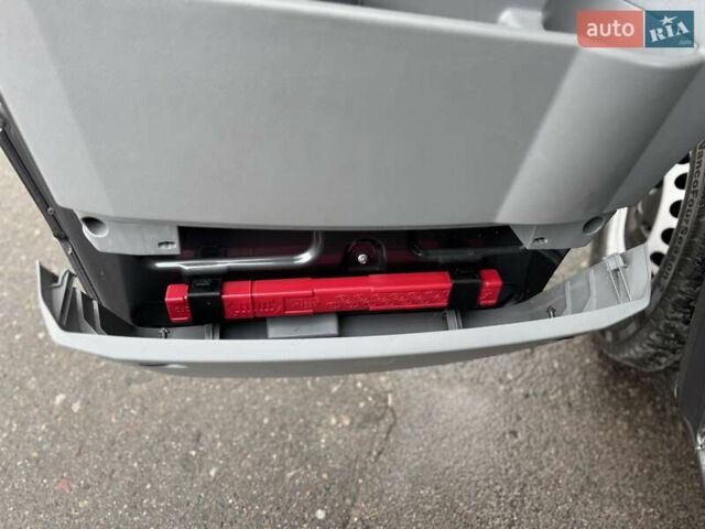 Серый Мерседес Sprinter, объемом двигателя 2.2 л и пробегом 264 тыс. км за 22900 $, фото 35 на Automoto.ua