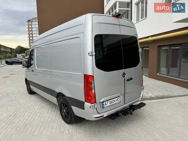 Серый Мерседес Sprinter, объемом двигателя 2.14 л и пробегом 288 тыс. км за 23500 $, фото 13 на Automoto.ua