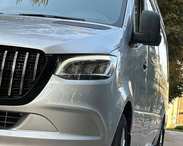 Сірий Мерседес Sprinter, об'ємом двигуна 2.1 л та пробігом 498 тис. км за 28000 $, фото 3 на Automoto.ua