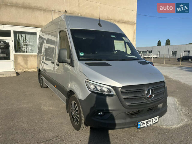 Серый Мерседес Sprinter, объемом двигателя 2.14 л и пробегом 414 тыс. км за 31500 $, фото 1 на Automoto.ua