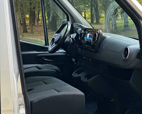 Сірий Мерседес Sprinter, об'ємом двигуна 2.1 л та пробігом 498 тис. км за 28000 $, фото 23 на Automoto.ua