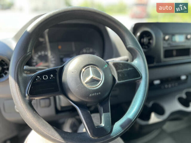 Серый Мерседес Sprinter, объемом двигателя 3 л и пробегом 150 тыс. км за 26500 $, фото 11 на Automoto.ua