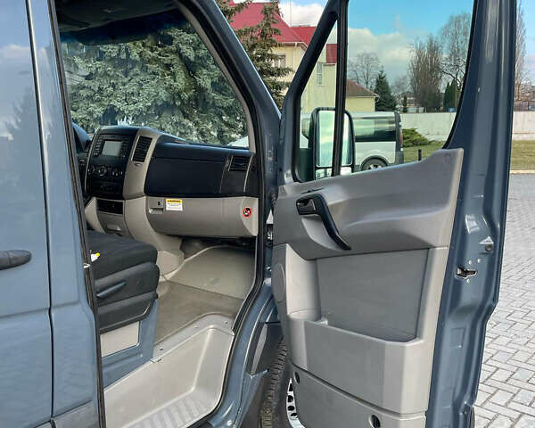 Сірий Мерседес Sprinter, об'ємом двигуна 2.99 л та пробігом 88 тис. км за 28550 $, фото 20 на Automoto.ua