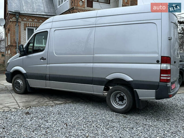 Серый Мерседес Sprinter, объемом двигателя 2.2 л и пробегом 231 тыс. км за 23900 $, фото 6 на Automoto.ua