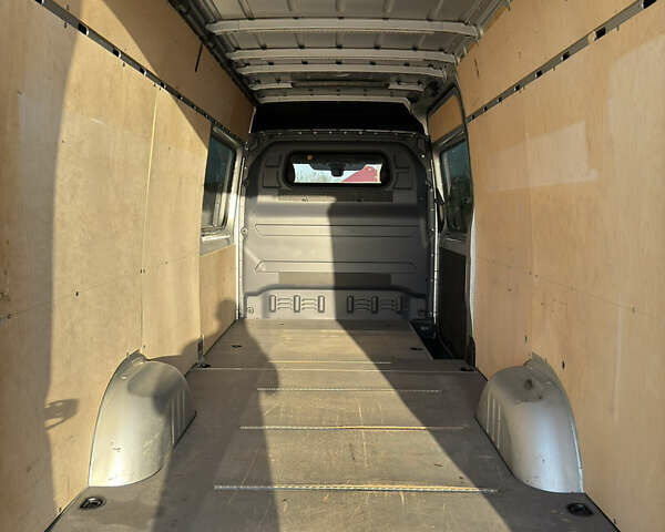 Серый Мерседес Sprinter, объемом двигателя 2.99 л и пробегом 157 тыс. км за 52237 $, фото 15 на Automoto.ua
