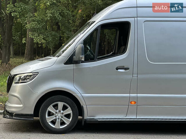 Серый Мерседес Sprinter, объемом двигателя 2.2 л и пробегом 481 тыс. км за 28400 $, фото 15 на Automoto.ua
