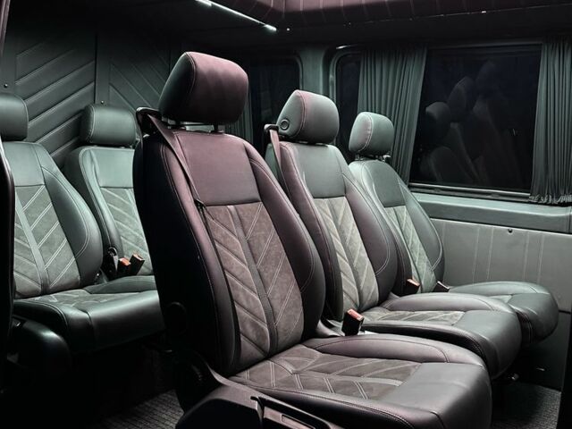 Серый Мерседес Sprinter, объемом двигателя 2.1 л и пробегом 820 тыс. км за 34815 $, фото 6 на Automoto.ua