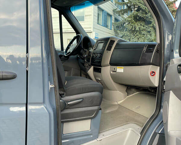 Сірий Мерседес Sprinter, об'ємом двигуна 2.99 л та пробігом 88 тис. км за 28550 $, фото 25 на Automoto.ua