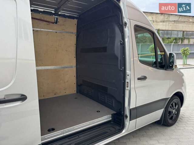 Серый Мерседес Sprinter, объемом двигателя 2.14 л и пробегом 288 тыс. км за 23500 $, фото 22 на Automoto.ua