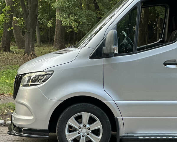 Серый Мерседес Sprinter, объемом двигателя 2.2 л и пробегом 481 тыс. км за 28400 $, фото 14 на Automoto.ua