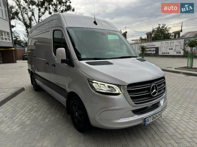 Серый Мерседес Sprinter, объемом двигателя 2.14 л и пробегом 288 тыс. км за 23500 $, фото 7 на Automoto.ua