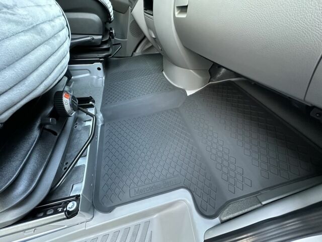 Мерседес Sprinter 2018 в Киеве на Automoto.ua Серый Мерседес Sprinter, объемом двигателя 2.2 л и пробегом 7 тыс. км за 42900 $, фото 21 на Automoto.ua