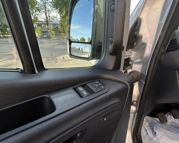 Серый Мерседес Sprinter, объемом двигателя 2.14 л и пробегом 414 тыс. км за 31500 $, фото 17 на Automoto.ua