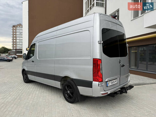 Серый Мерседес Sprinter, объемом двигателя 2.14 л и пробегом 288 тыс. км за 23500 $, фото 10 на Automoto.ua