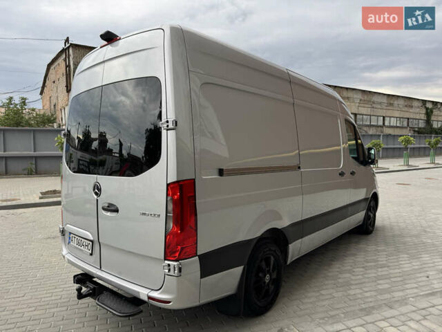 Серый Мерседес Sprinter, объемом двигателя 2.14 л и пробегом 288 тыс. км за 23500 $, фото 11 на Automoto.ua