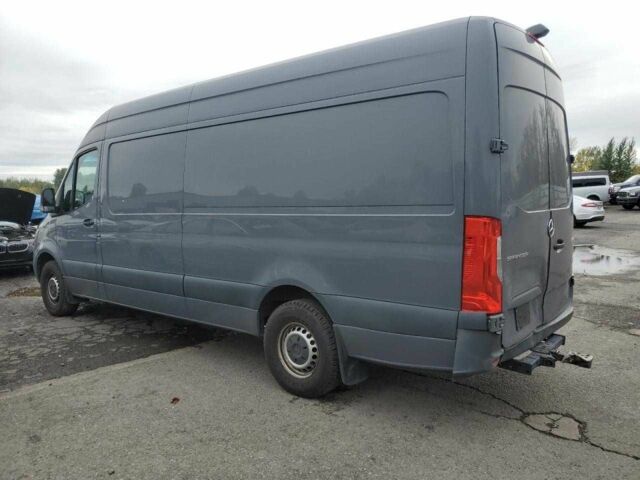 Серый Мерседес Sprinter, объемом двигателя 3 л и пробегом 77 тыс. км за 10000 $, фото 1 на Automoto.ua
