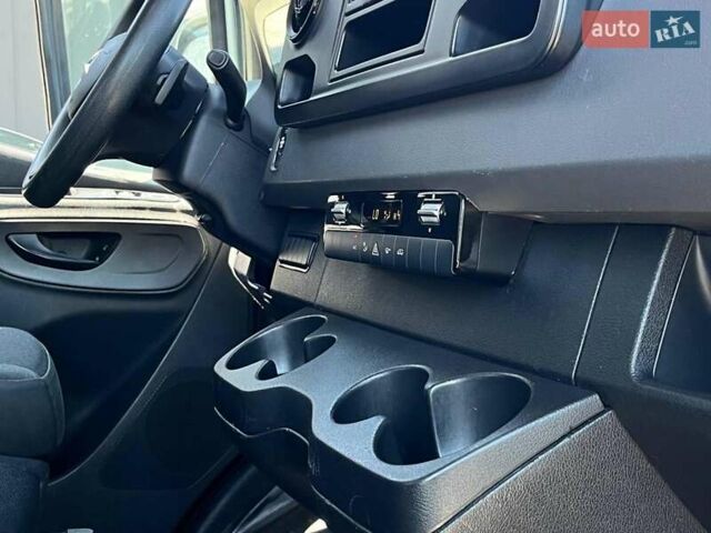 Мерседес Sprinter 2019 в Львове на Automoto.ua Серый Мерседес Sprinter, объемом двигателя 3 л и пробегом 83 тыс. км за 27740 $, фото 17 на Automoto.ua