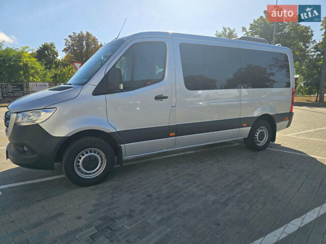 Серый Мерседес Sprinter, объемом двигателя 2.1 л и пробегом 150 тыс. км за 35900 $, фото 5 на Automoto.ua