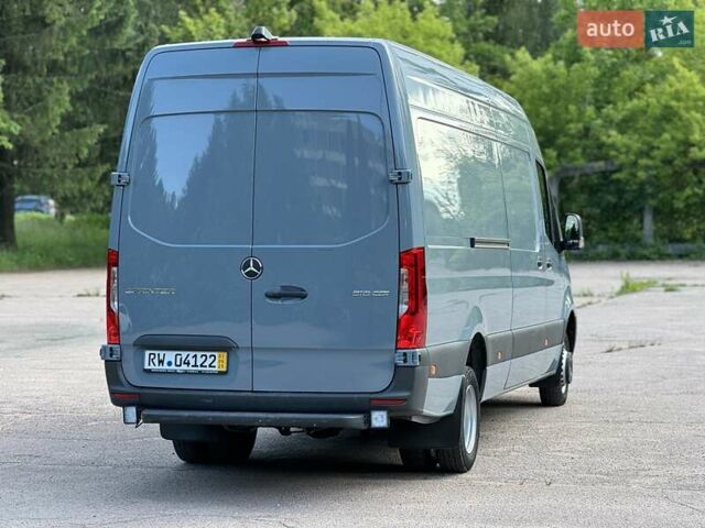 Серый Мерседес Sprinter, объемом двигателя 2.2 л и пробегом 136 тыс. км за 36940 $, фото 20 на Automoto.ua