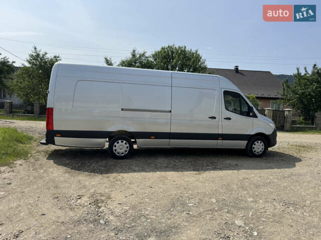 Серый Мерседес Sprinter, объемом двигателя 2.14 л и пробегом 410 тыс. км за 34250 $, фото 2 на Automoto.ua