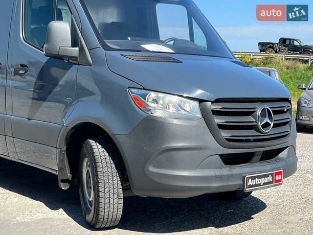 Мерседес Sprinter 2019 в Львове на Automoto.ua Серый Мерседес Sprinter, объемом двигателя 3 л и пробегом 83 тыс. км за 27740 $, фото 12 на Automoto.ua