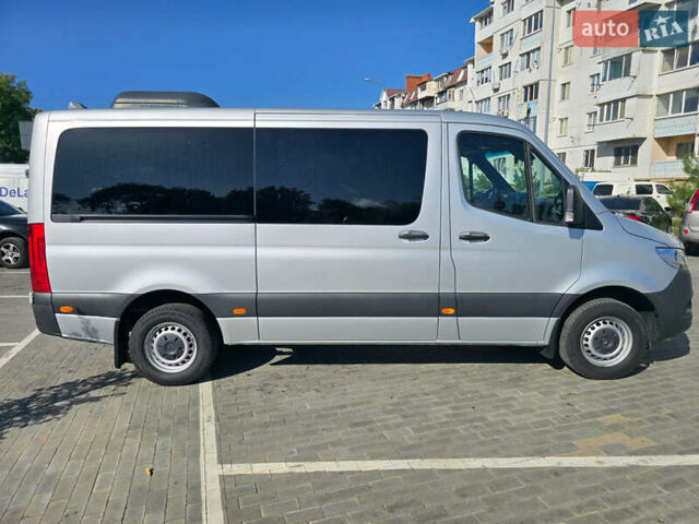 Серый Мерседес Sprinter, объемом двигателя 2.1 л и пробегом 150 тыс. км за 35900 $, фото 6 на Automoto.ua